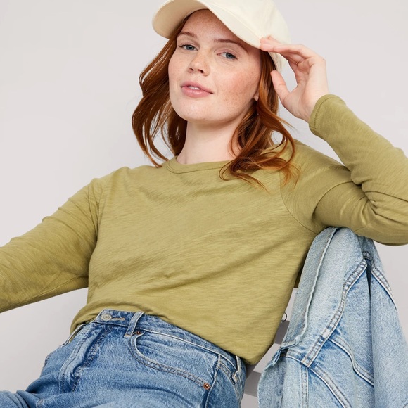 NWT OLD NAVY EveryWear Long-Sleeve T-Shirt Color: Olive SIZE MEDUIM - Picture 4 of 6